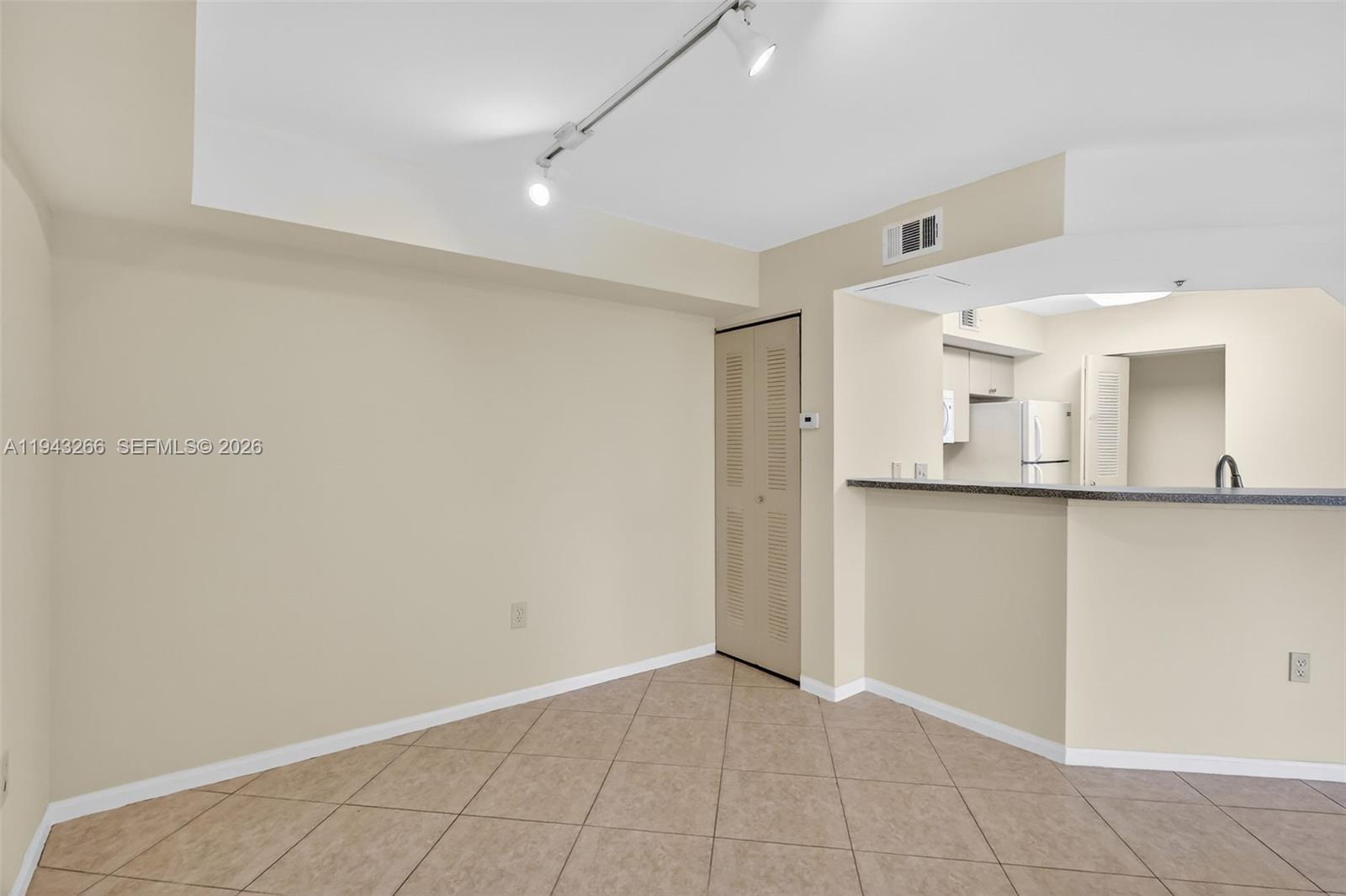 3613 NW Mediterranean Ln 206