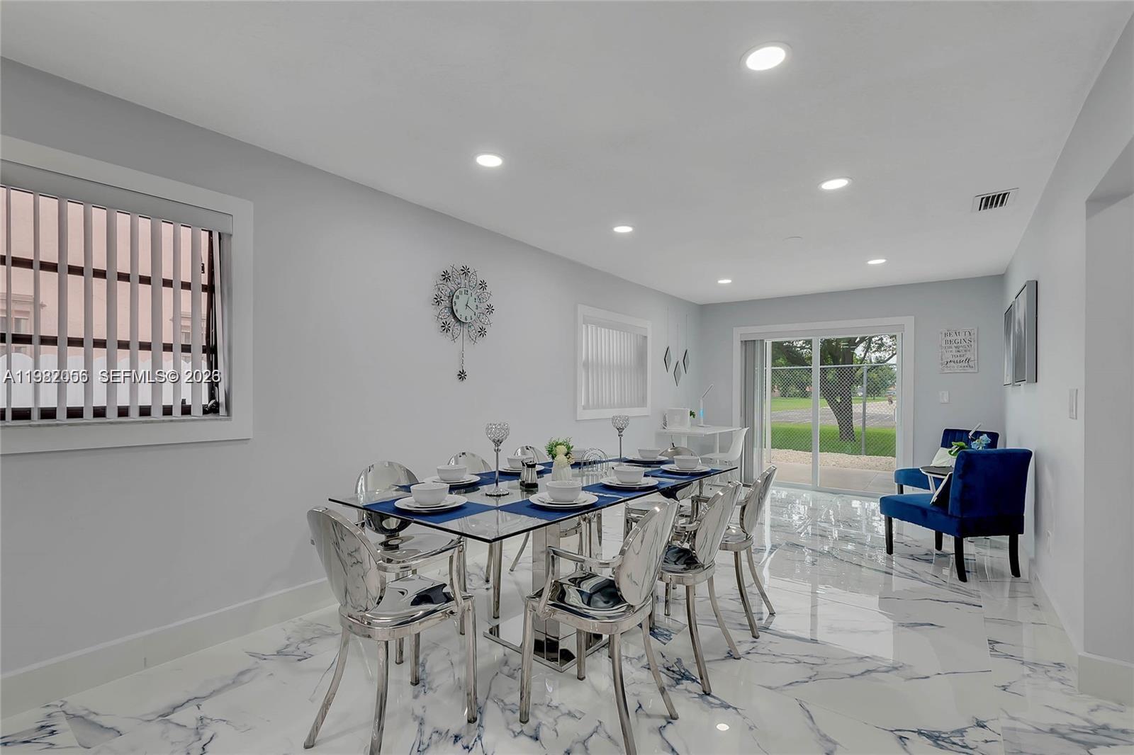 MANGO HILL REPLAT - Residential Lease