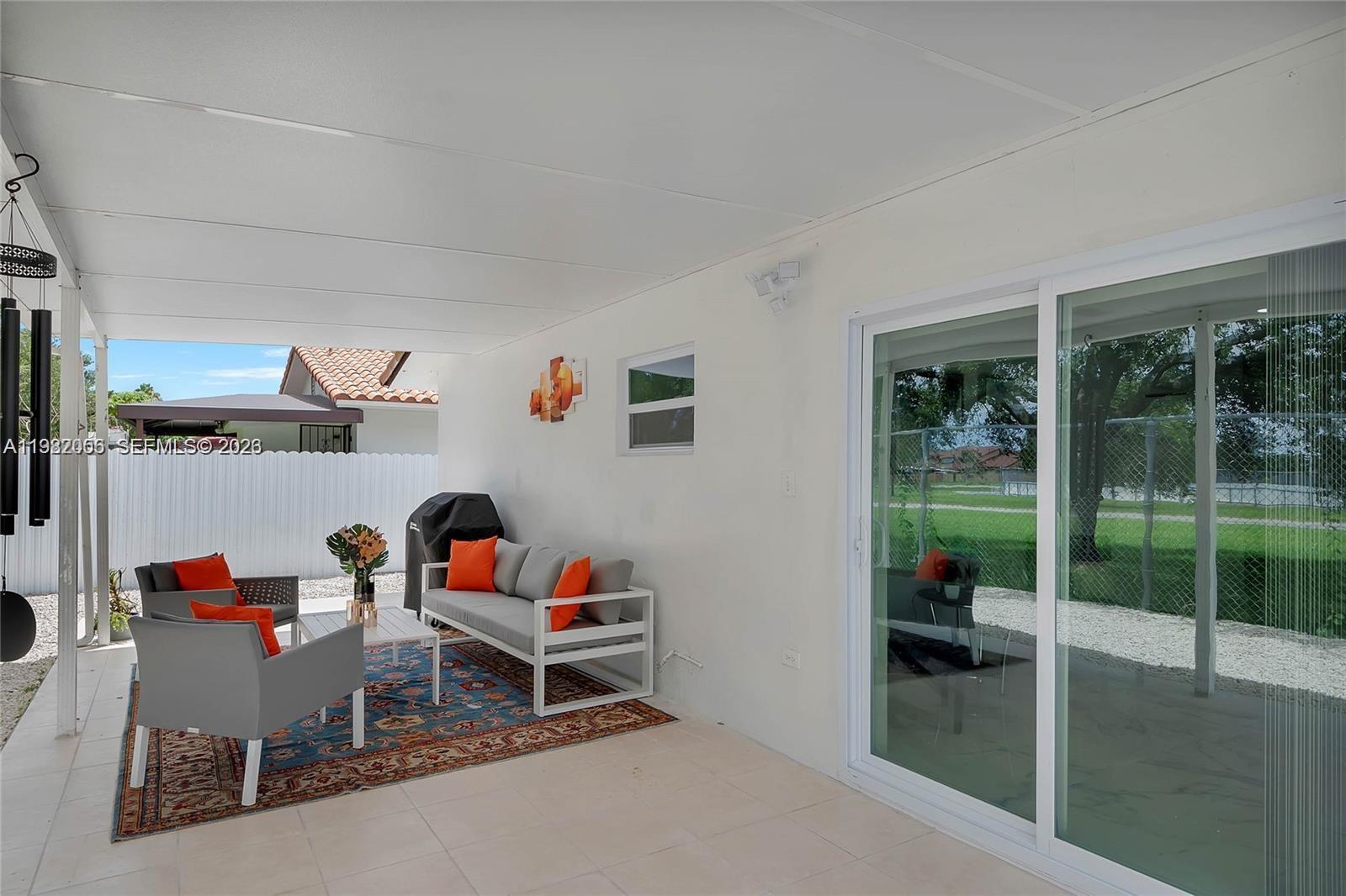 MANGO HILL REPLAT - Residential Lease