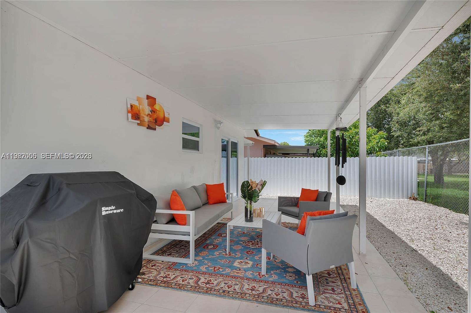 MANGO HILL REPLAT - Residential Lease