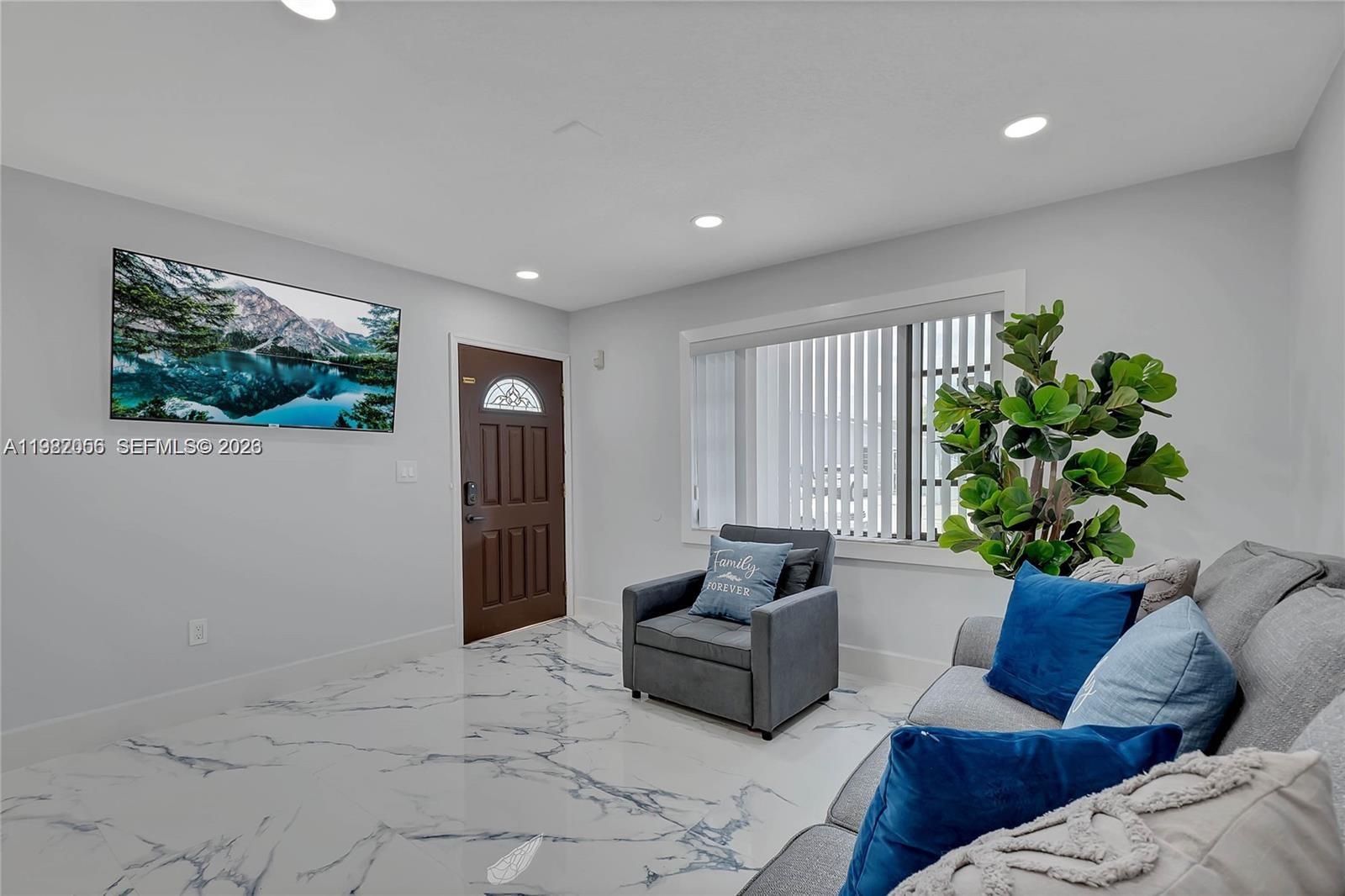 MANGO HILL REPLAT - Residential Lease