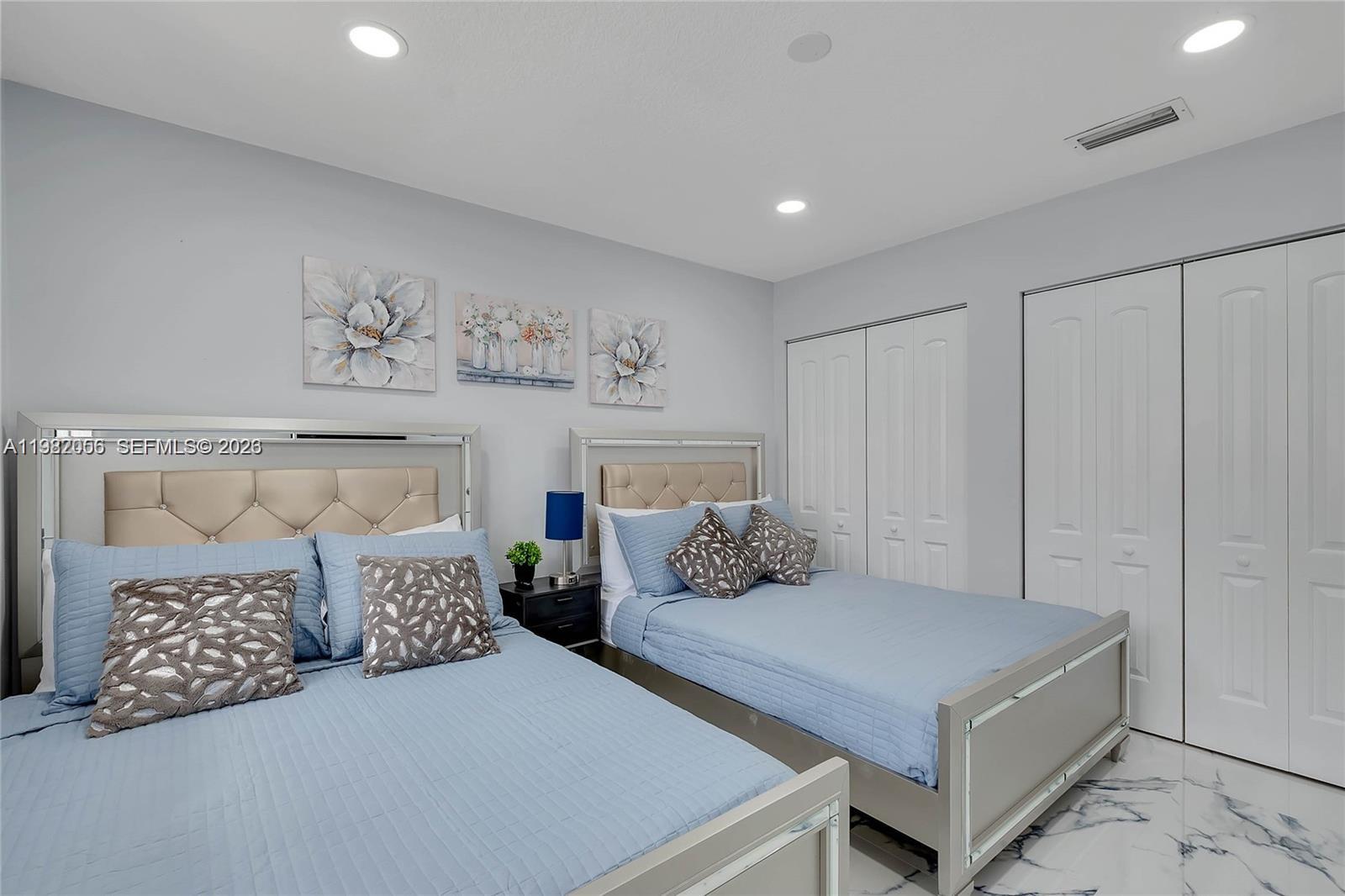 MANGO HILL REPLAT - Residential Lease