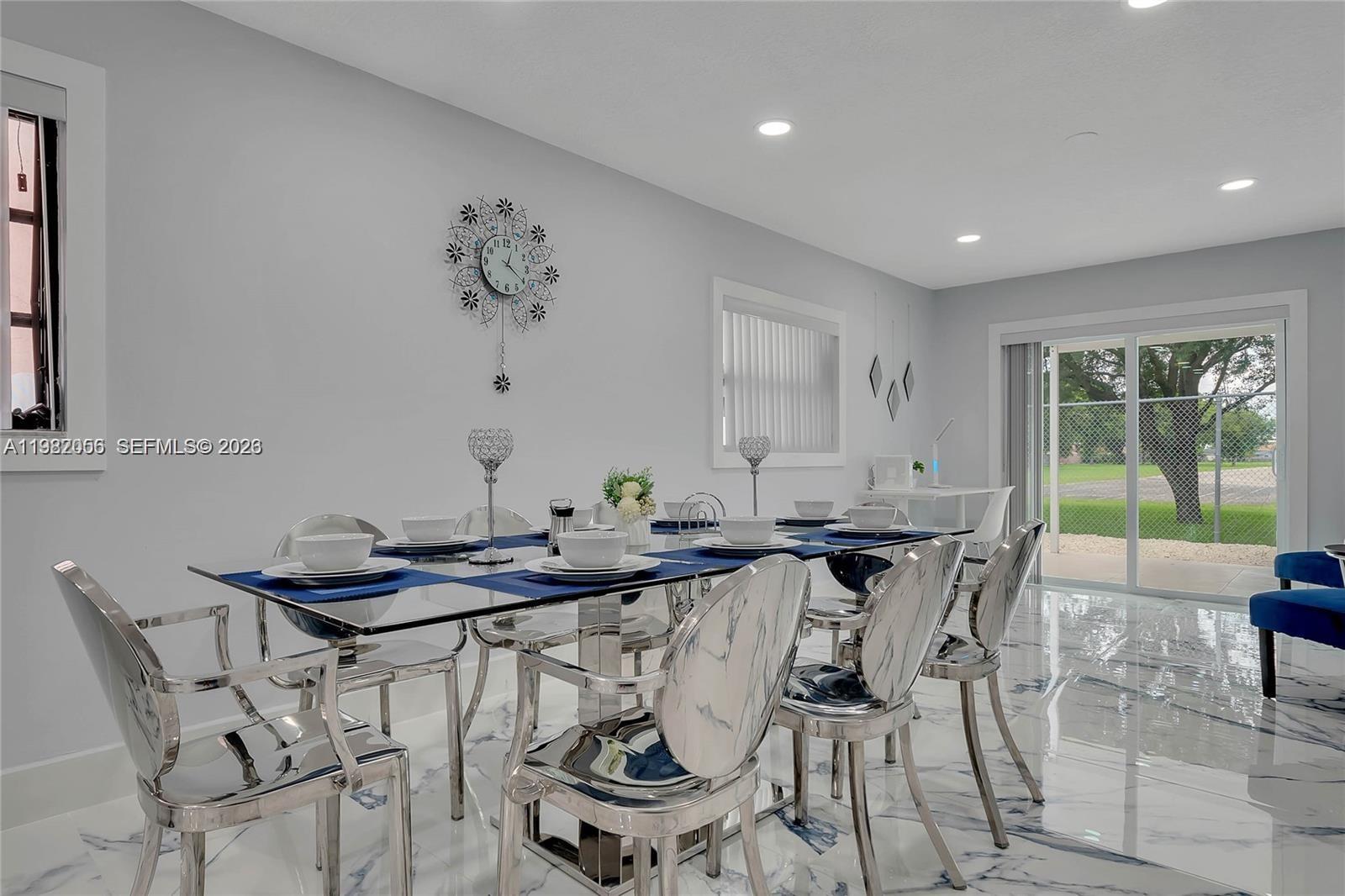 MANGO HILL REPLAT - Residential Lease