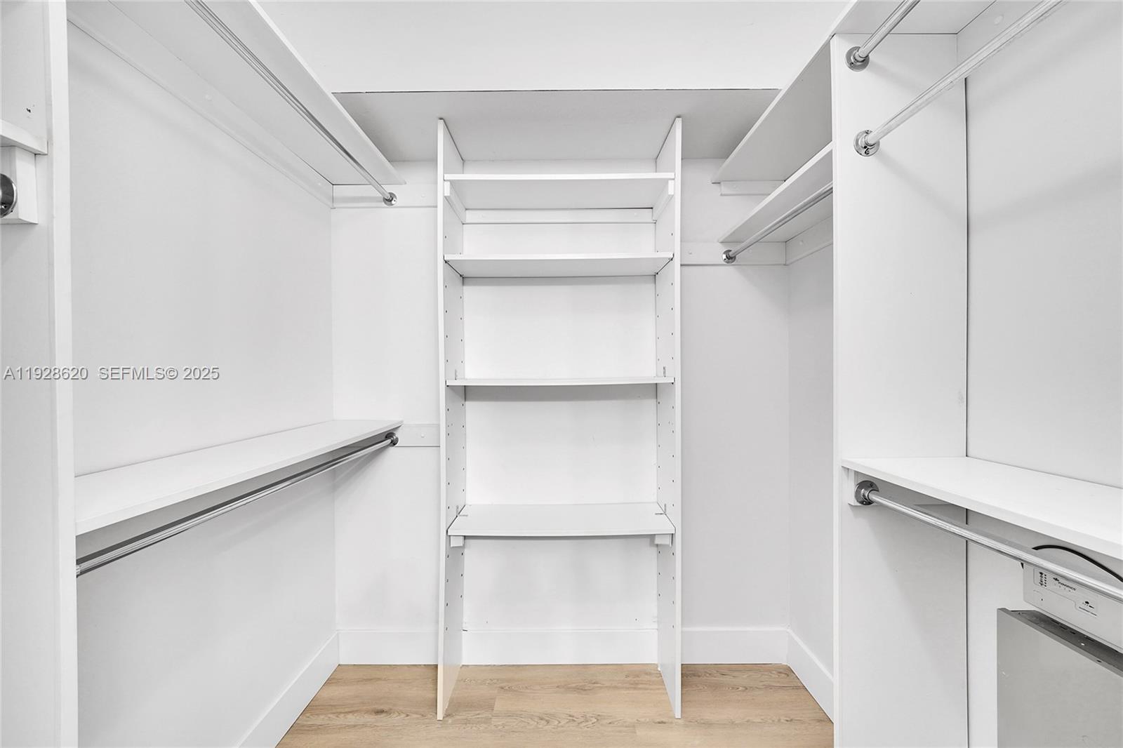 CAMBRIDGE AT CENTURY VILL - Residential