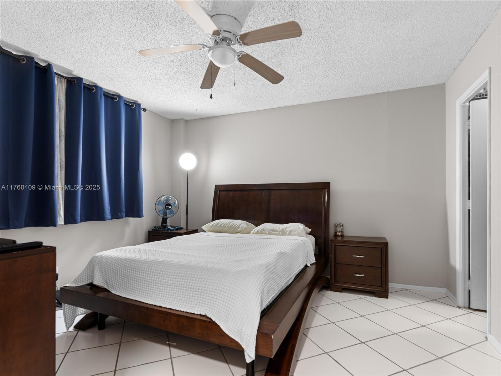 CROMWELL EAST CONDO - Residential