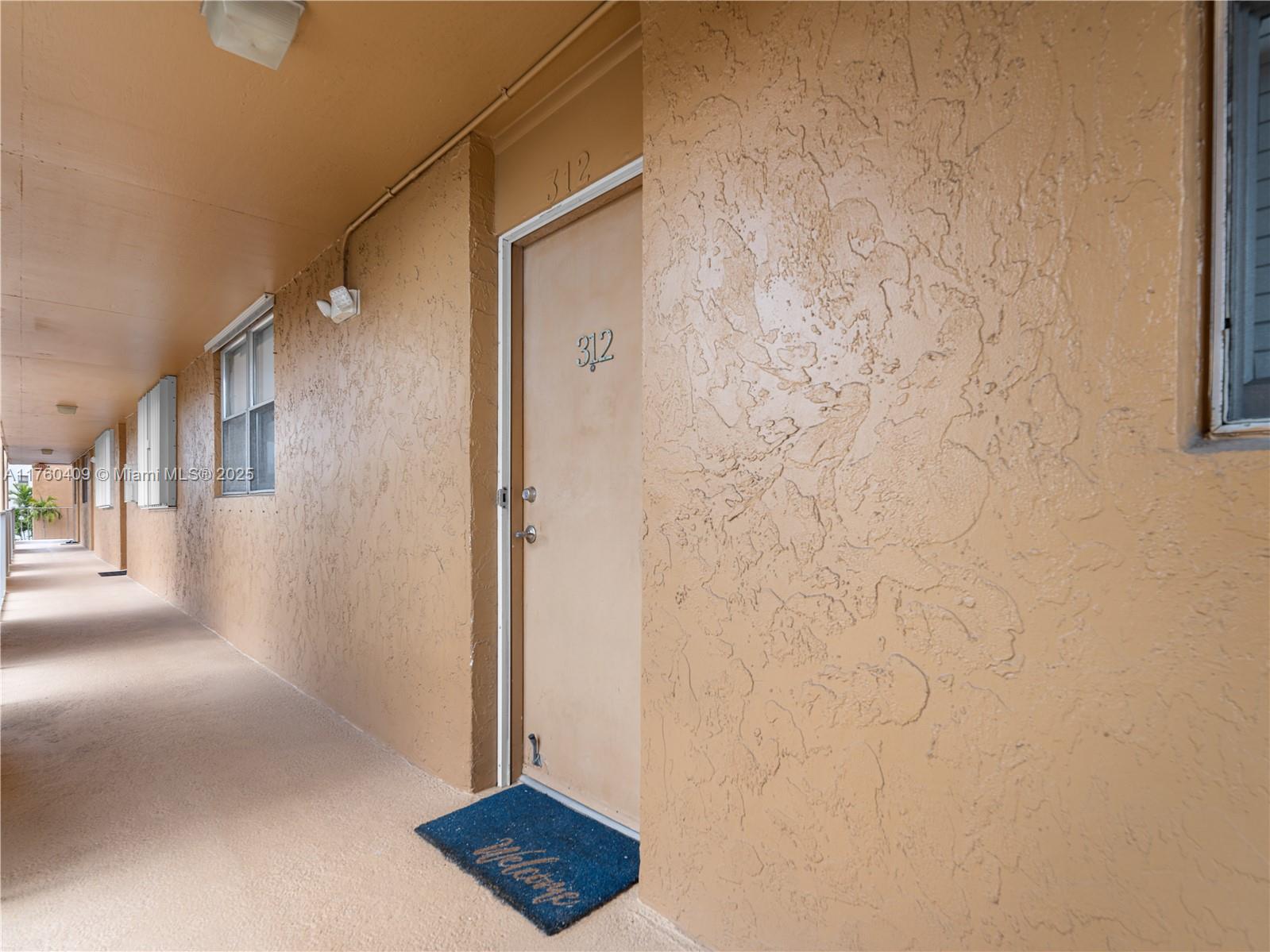 CROMWELL EAST CONDO - Residential