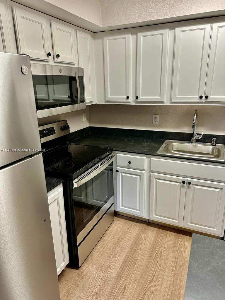 PELICAN POINT AT BOYNTON - Residential Lease
