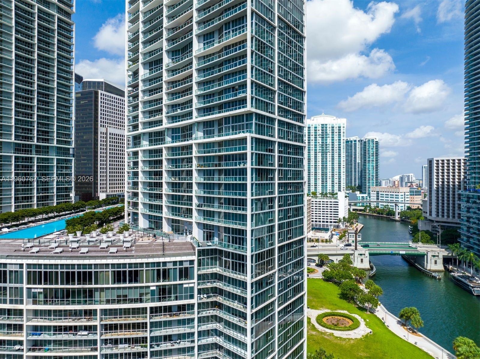 ICONBRICKELL CONDO NO 1 - Residential