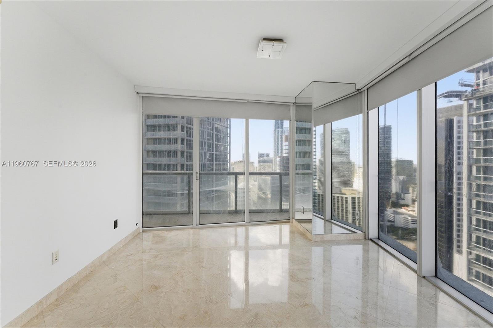 ICONBRICKELL CONDO NO 1 - Residential