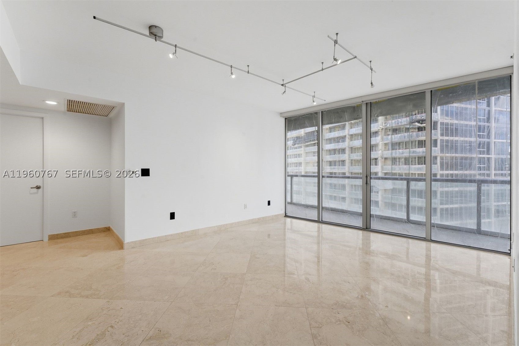 475 Brickell Ave 3513