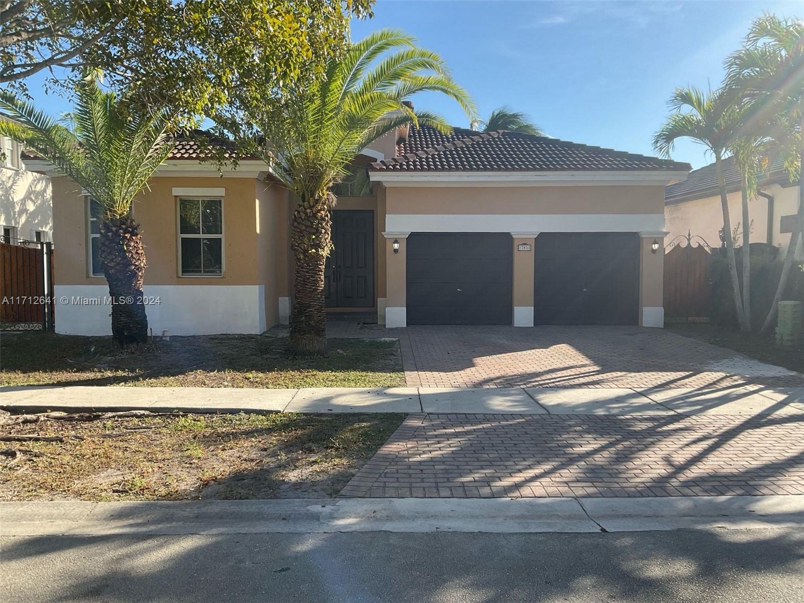 17833 Nw 87th Pl, Hialeah, Miami-Dade County, Florida - 4 Bedrooms  
3 Bathrooms - 