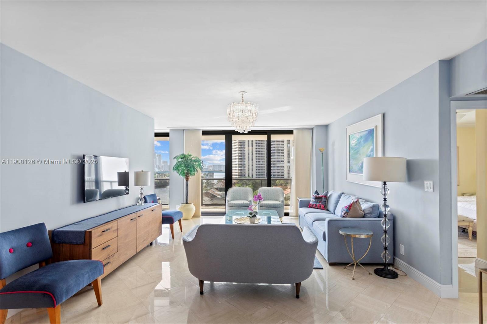 TURNBERRY ISLE SOUTH COND - Residential