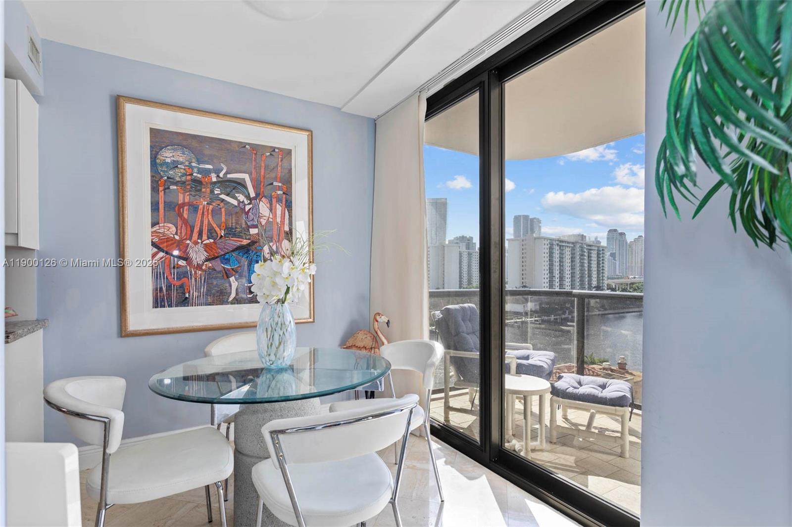 TURNBERRY ISLE SOUTH COND - Residential
