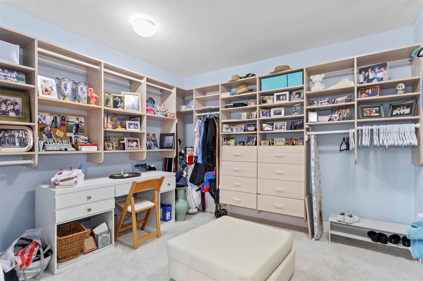 TURNBERRY ISLE SOUTH COND - Residential