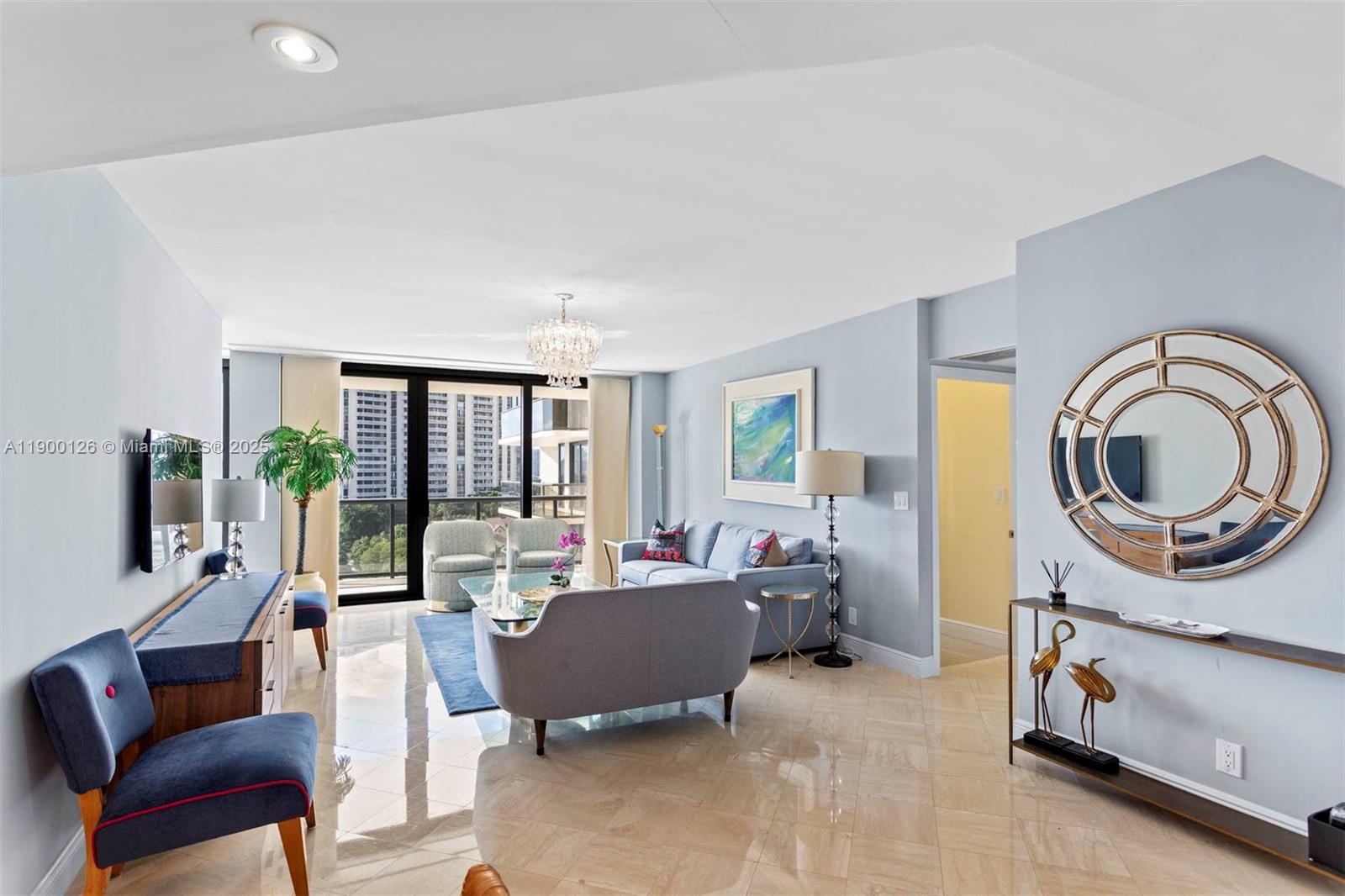 TURNBERRY ISLE SOUTH COND - Residential