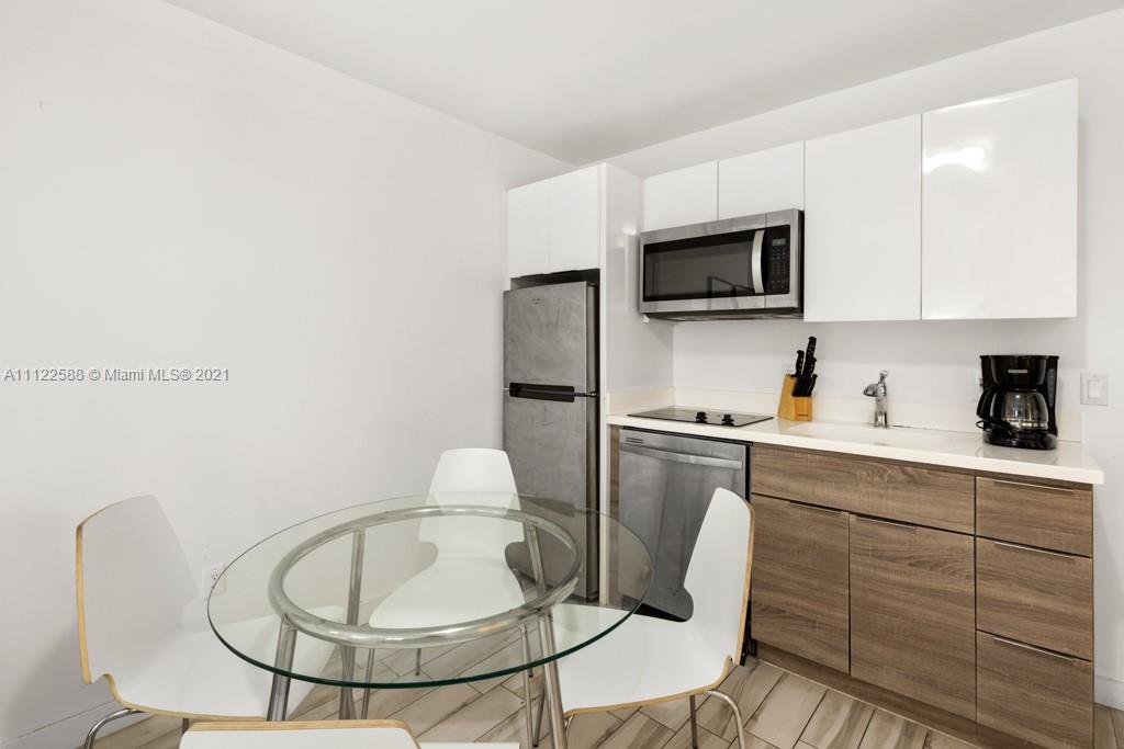 ELENA CONDO - Residential