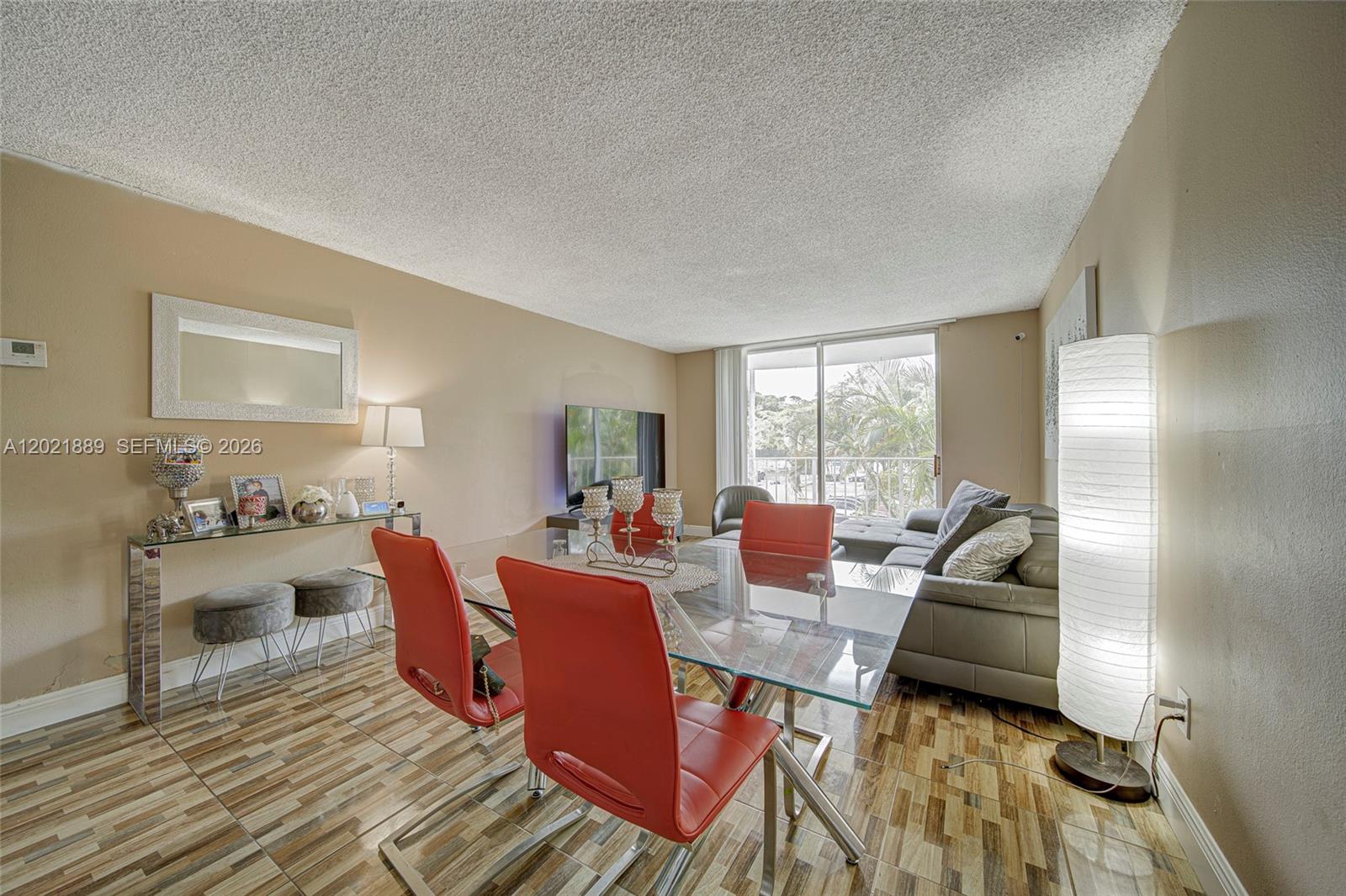 494 NW 165th St Rd C-205