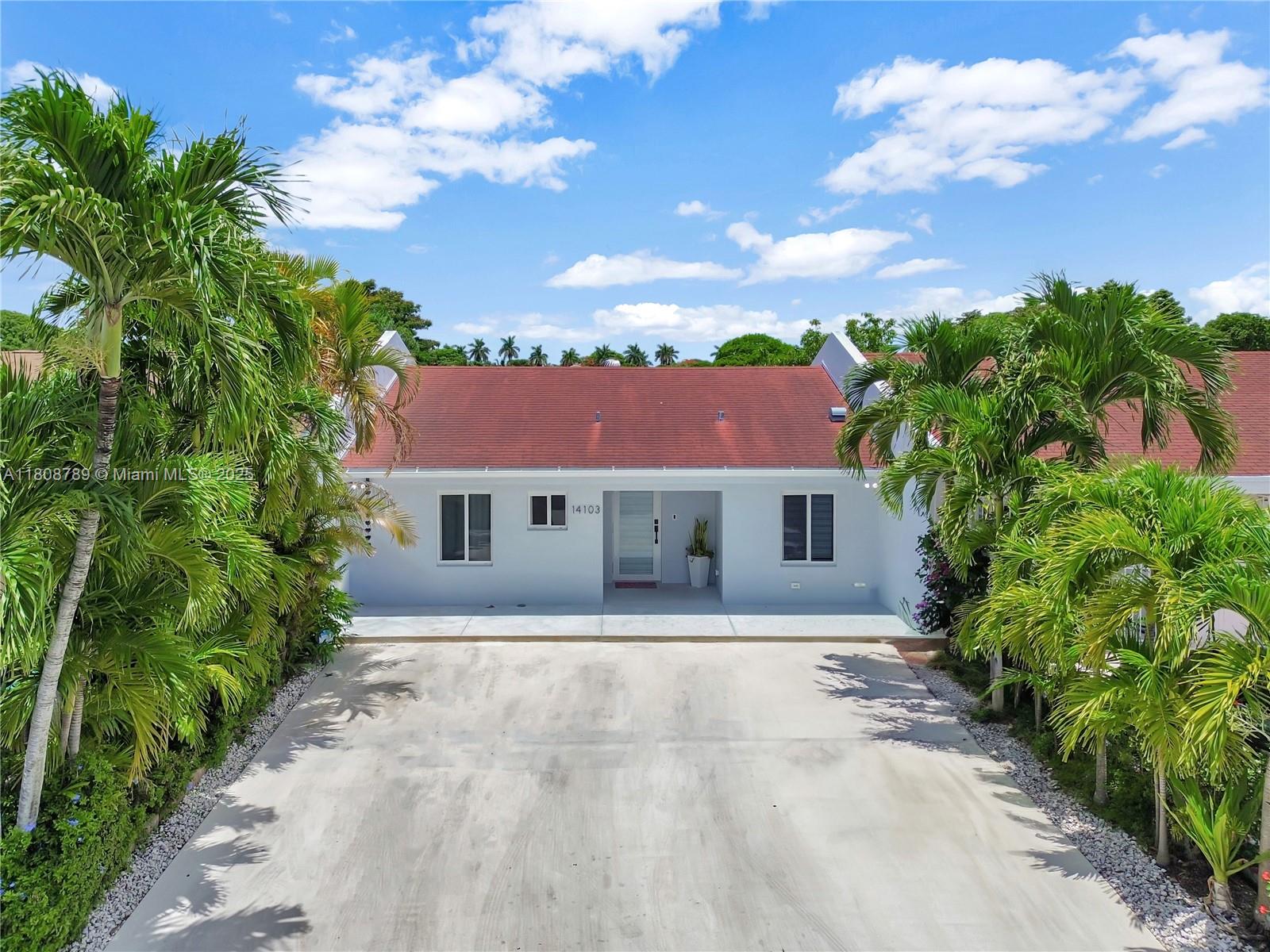 14103 Sw 55th St, Miami, Broward County, Florida - 2 Bedrooms  
1 Bathrooms - 