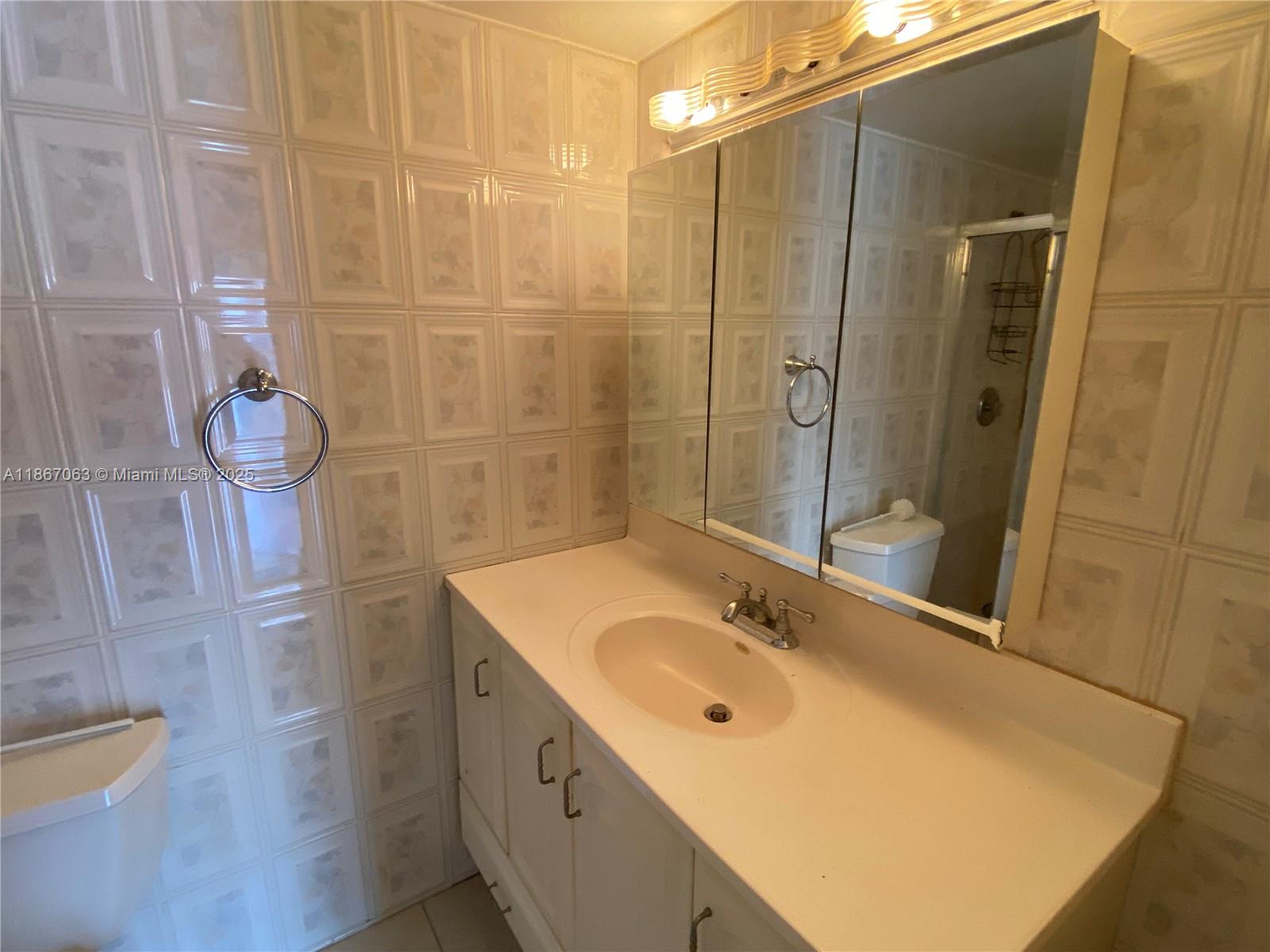 DESOTO PARK CONDO - Residential