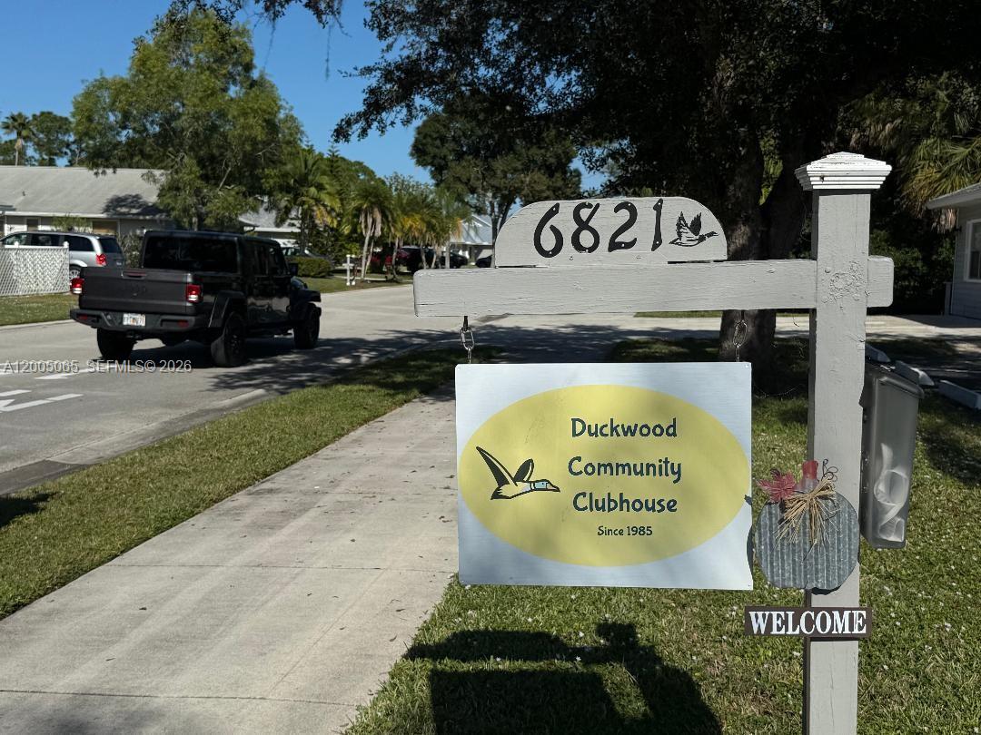 DUCKWOOD - Residential