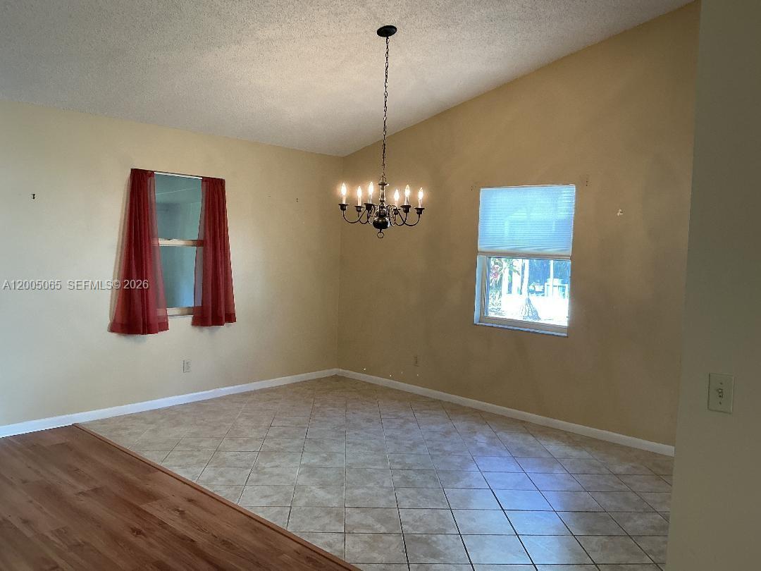 DUCKWOOD - Residential