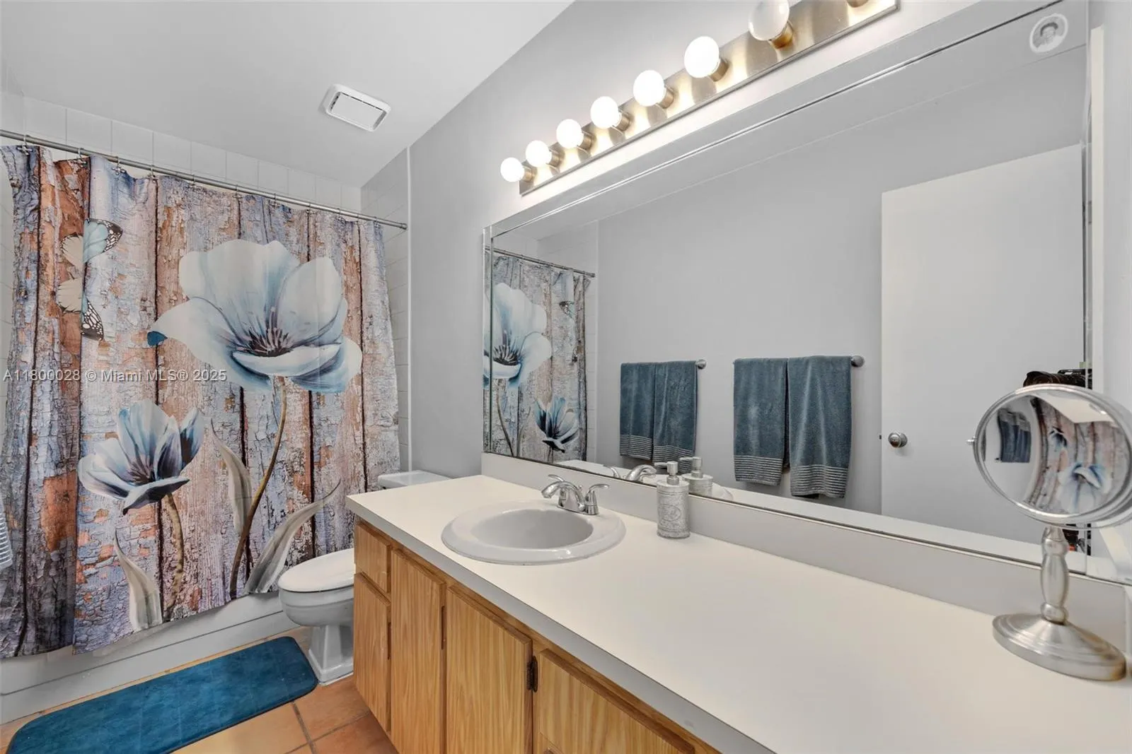 Miami, Florida 33176, United States, 4 Bedrooms Bedrooms, ,3 BathroomsBathrooms,Residential,Active,126511