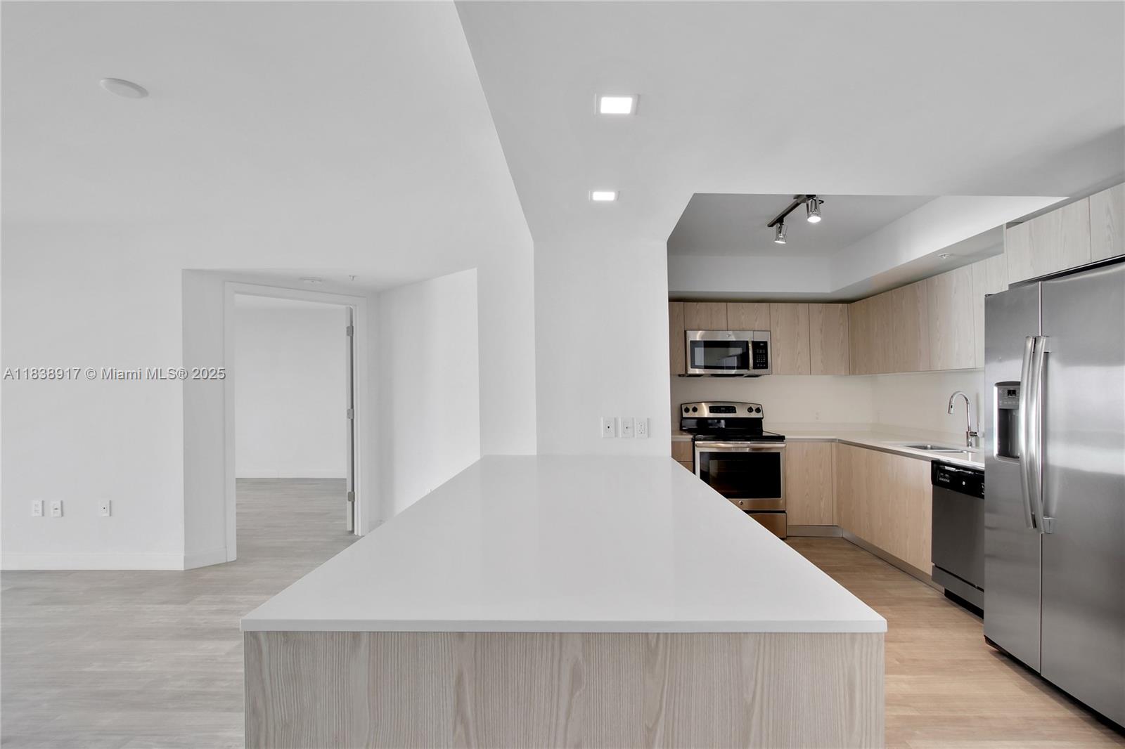 1500 Bay Rd C-0804