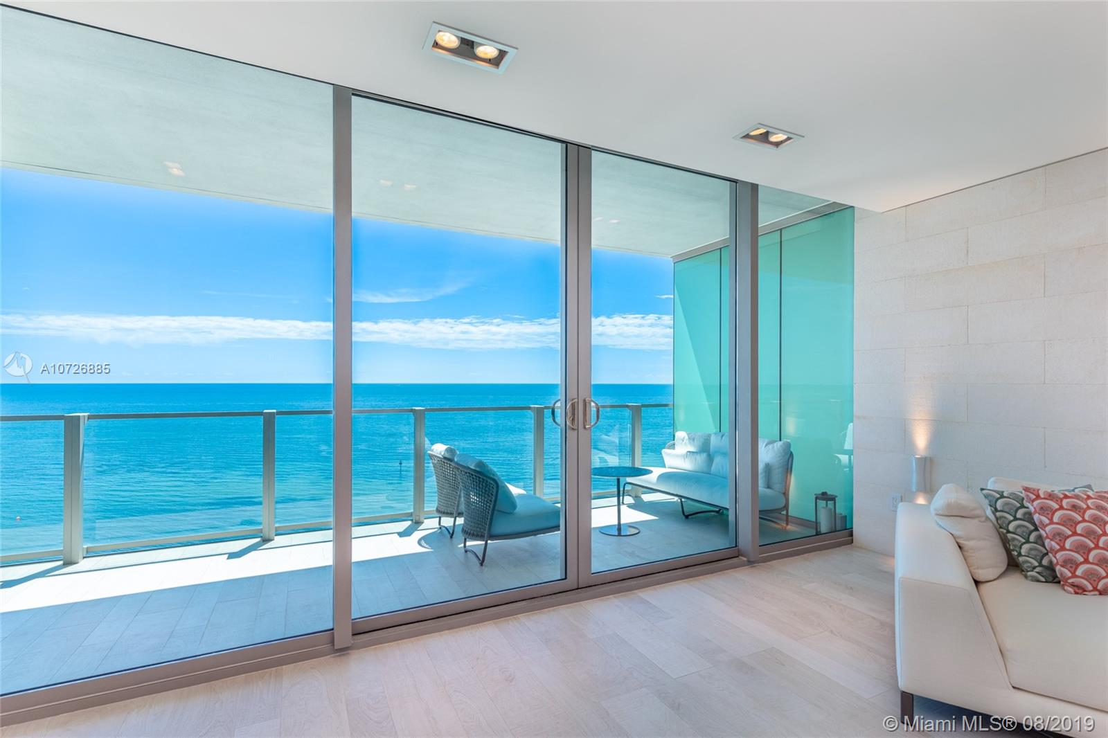 OCEANA KEY BISCAYNE CONDO - Residential