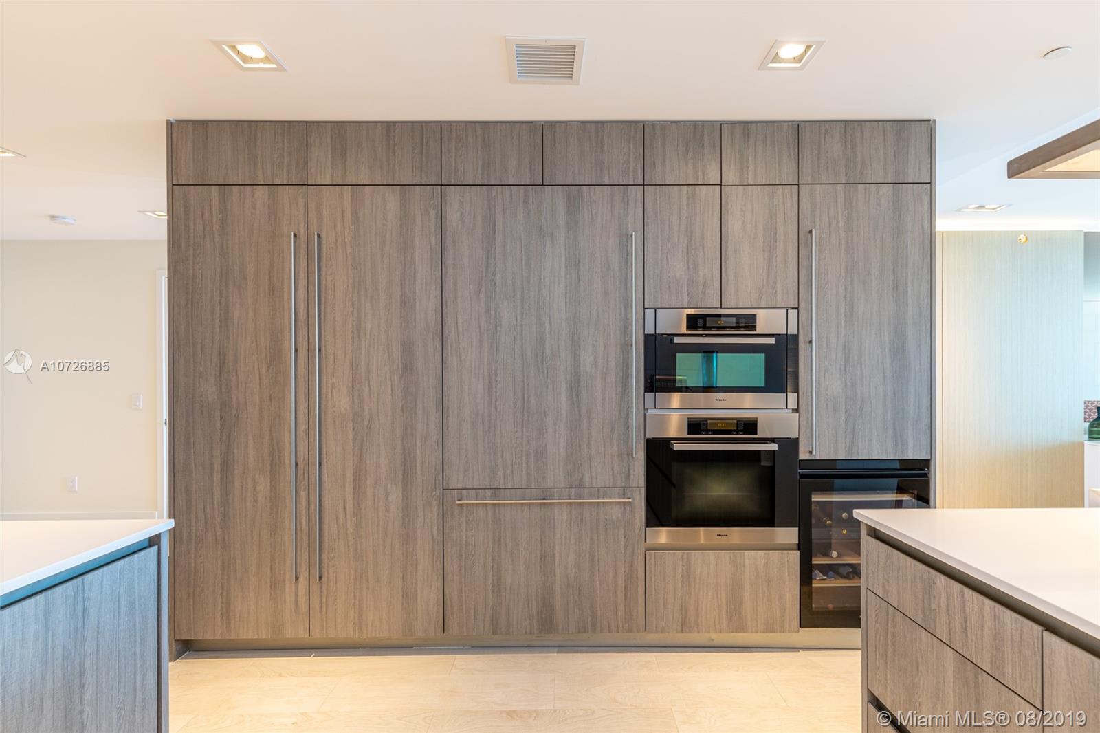 OCEANA KEY BISCAYNE CONDO - Residential