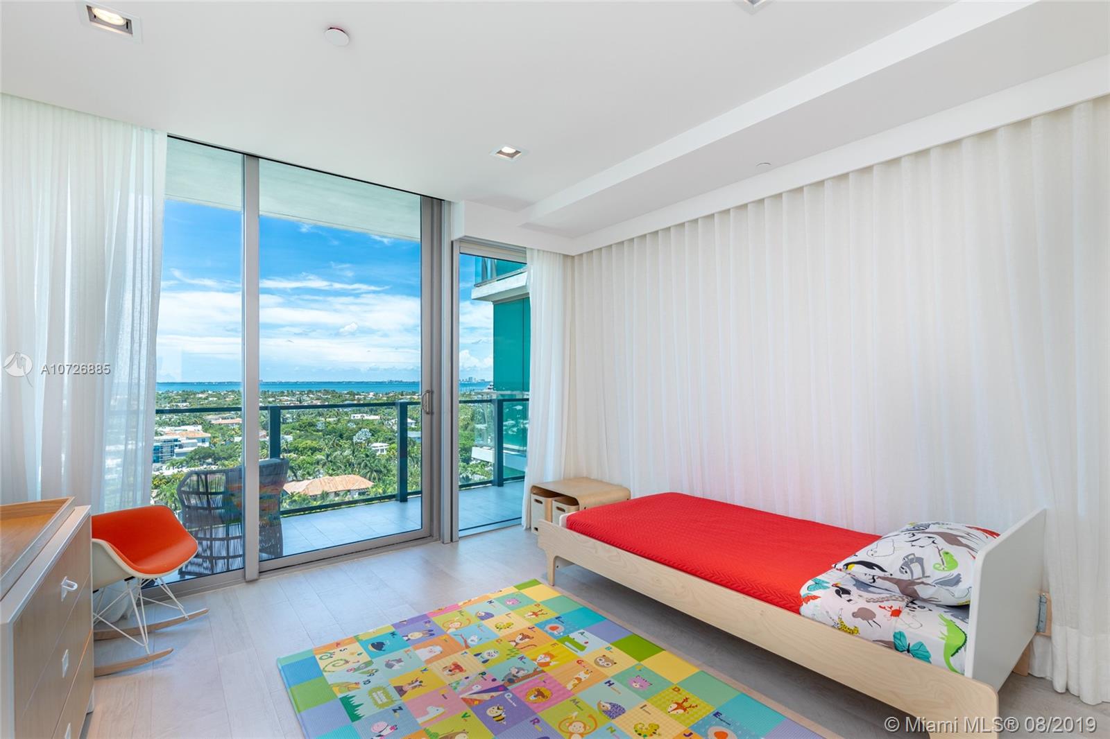 OCEANA KEY BISCAYNE CONDO - Residential