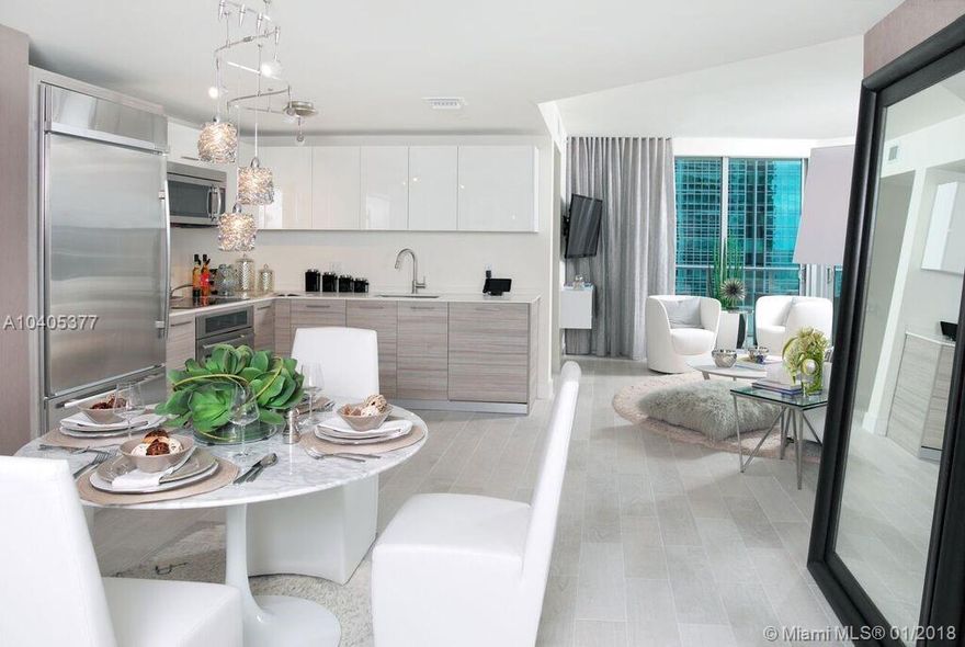 Investors Dream or New Home Buyer! 
Brand New Listing on the market. Brickell House offers 2 bed/ 2 bath
magnificent and sophisticated amenities, 24 hr concierge, valet, private lounge, lap pool, children's playroom, luxury spa, fitness center. 9' to 12' high ceiling, European cabinets, modern stainless steel appliances, private/large balcony with gorgeous views to the Biscayne Bay.