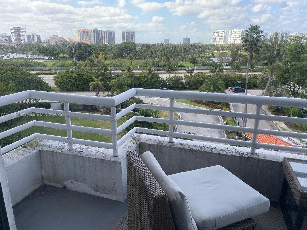 PARC CENTRAL AVENTURA EAS - Residential