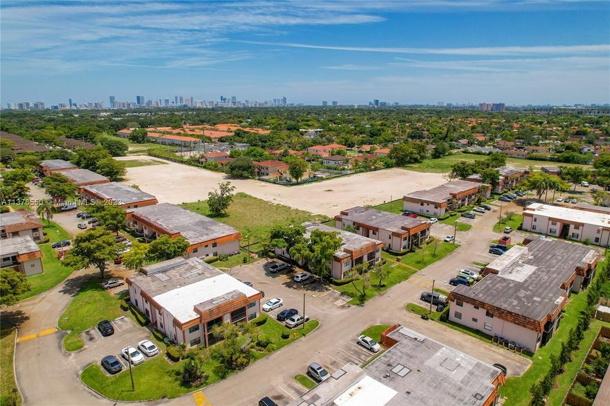 2 bedroom condo in Monterey, featuring a screened balcony that provides a pleasant outdoor living experience. The property is conveniently located just off Ives Dairy Road on I-95, providing easy access to the surrounding areas. It is situated only a few miles away from the renowned Aventura Mall, and is ideally located between Miami International Airport and Fort Lauderdale/Hollywood International Airport, both of which are a mere 15-minute drive away. The condo is in close proximity to an abundance of dining and entertainment options, easily accessible on foot.