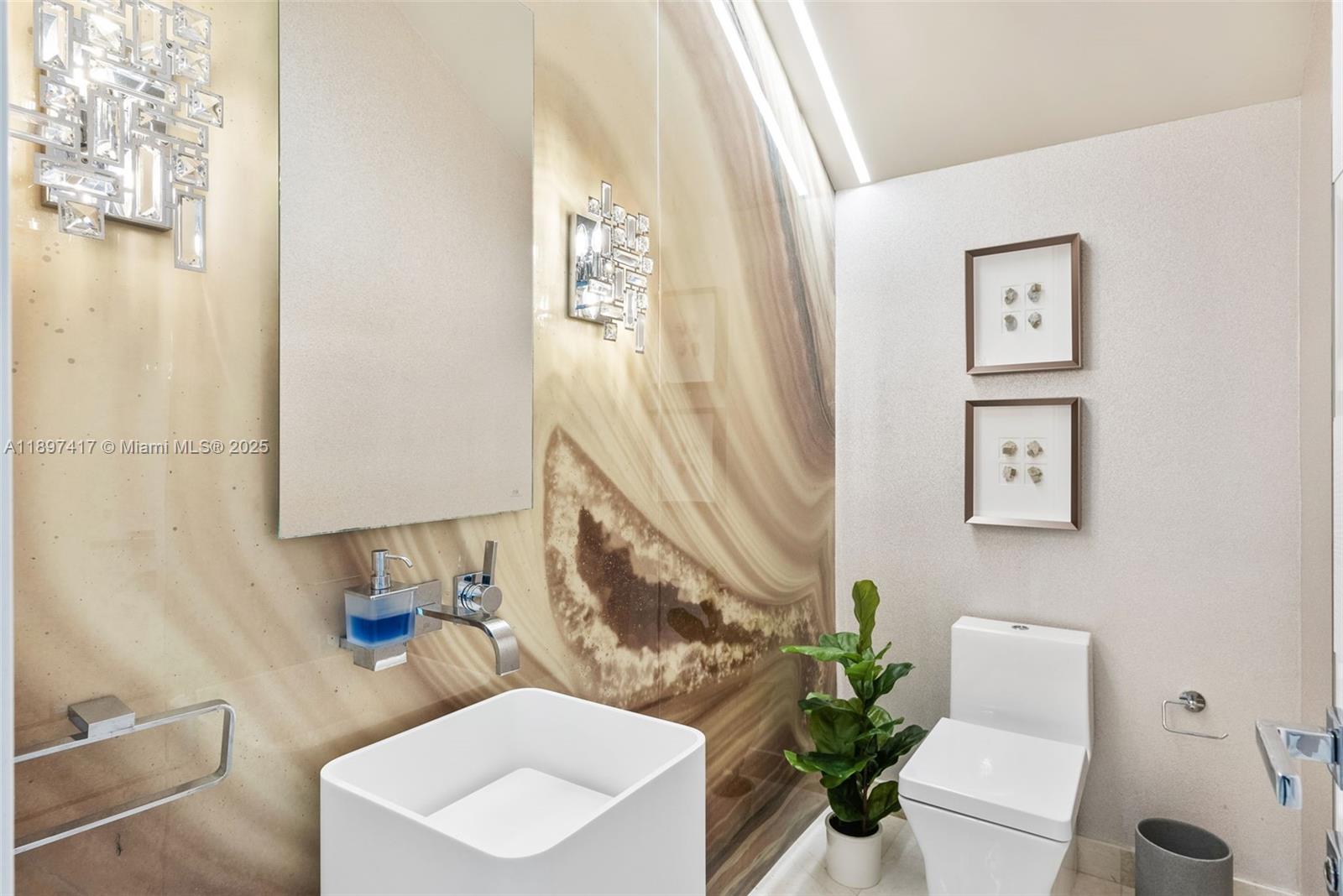 HELMS COUNTRY ESTATES RE- - Residential