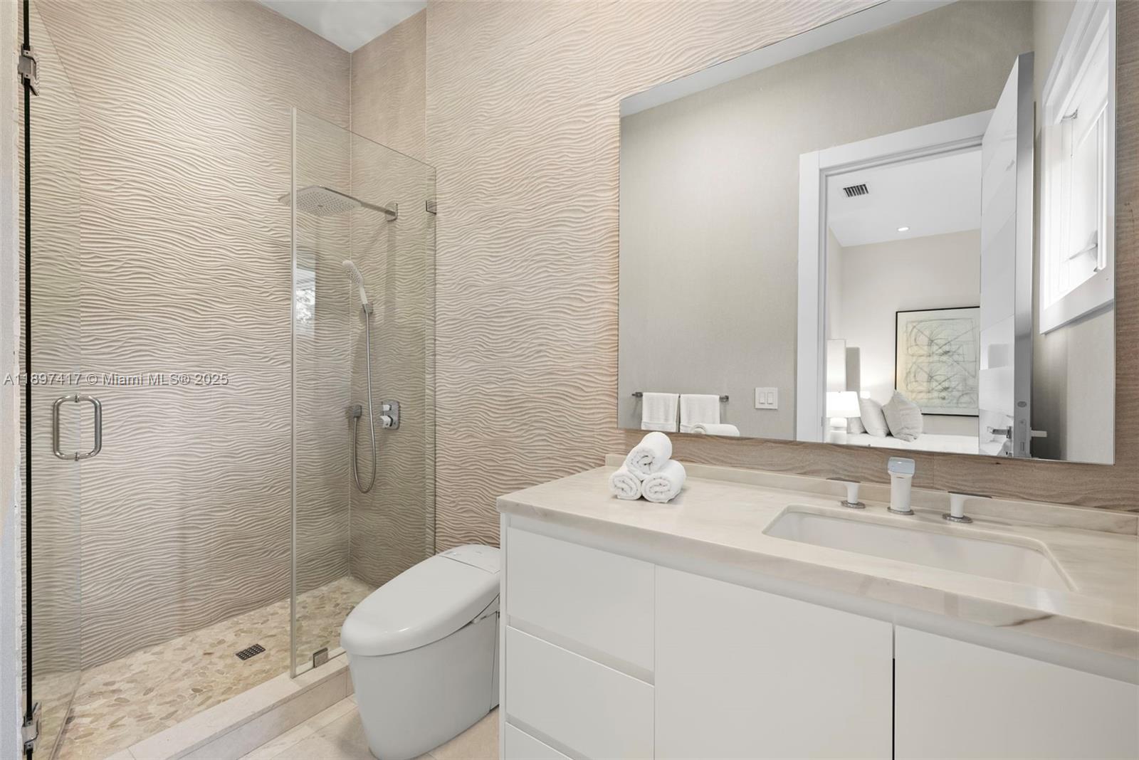 HELMS COUNTRY ESTATES RE- - Residential
