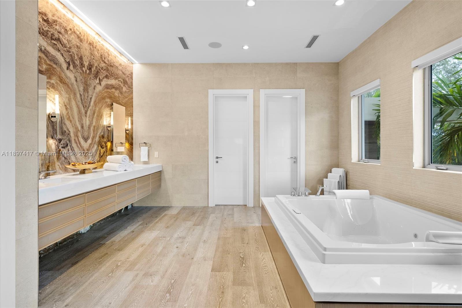 HELMS COUNTRY ESTATES RE- - Residential