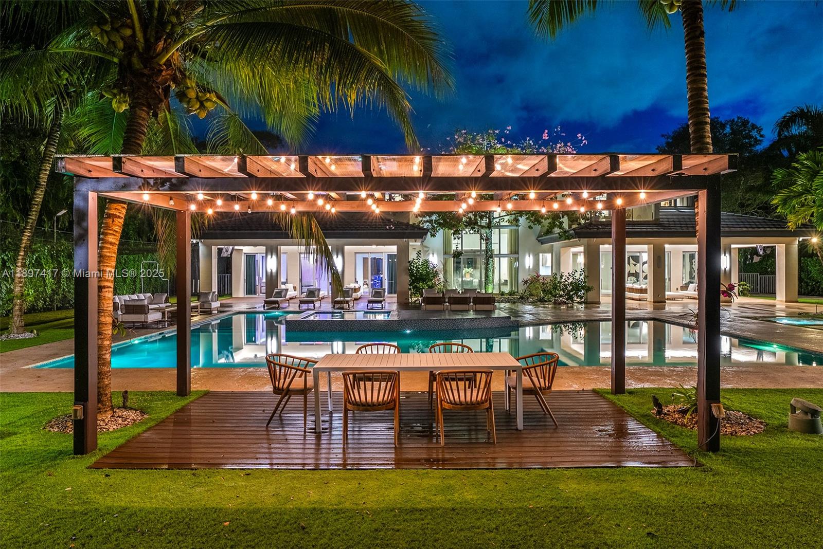 HELMS COUNTRY ESTATES RE- - Residential