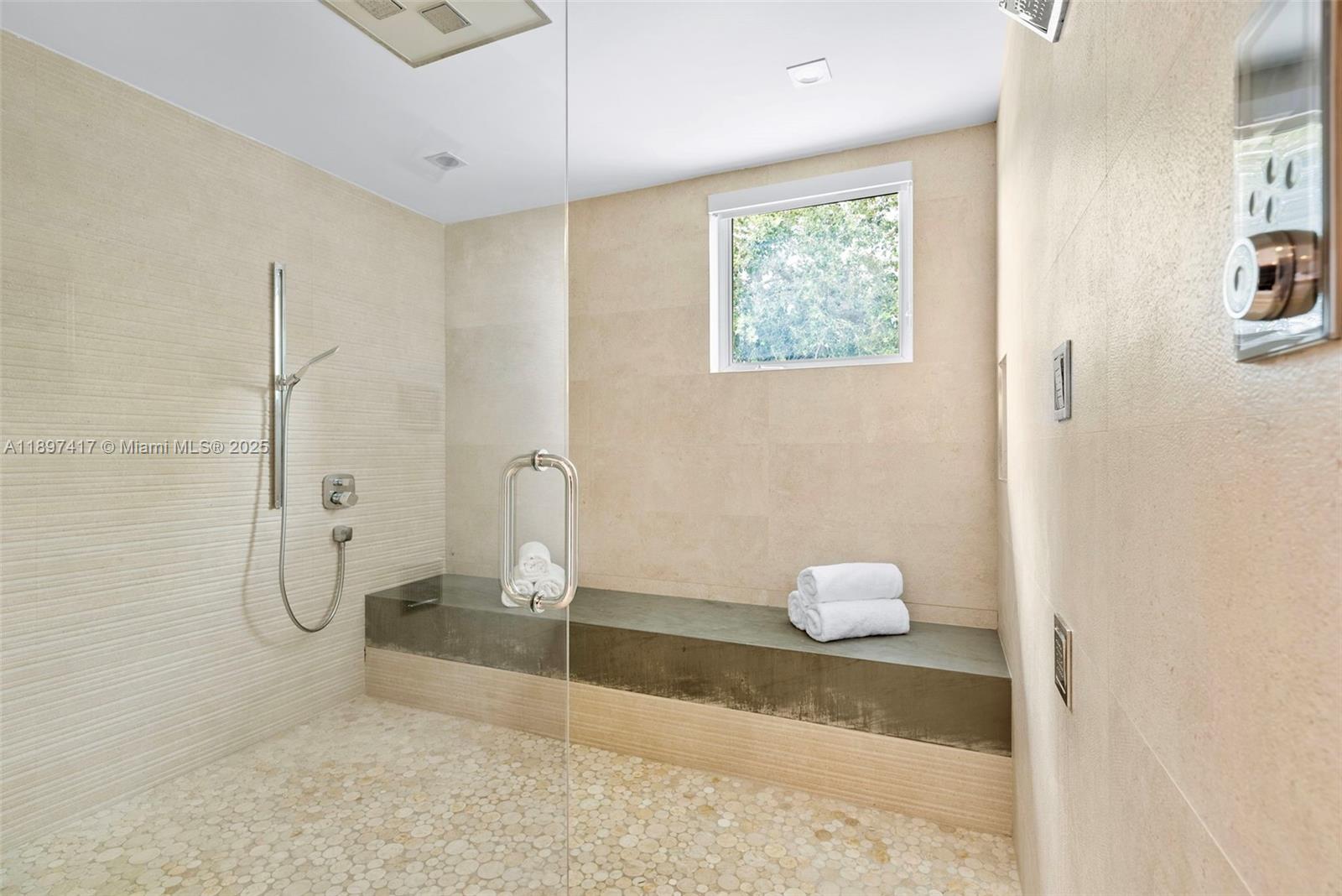 HELMS COUNTRY ESTATES RE- - Residential