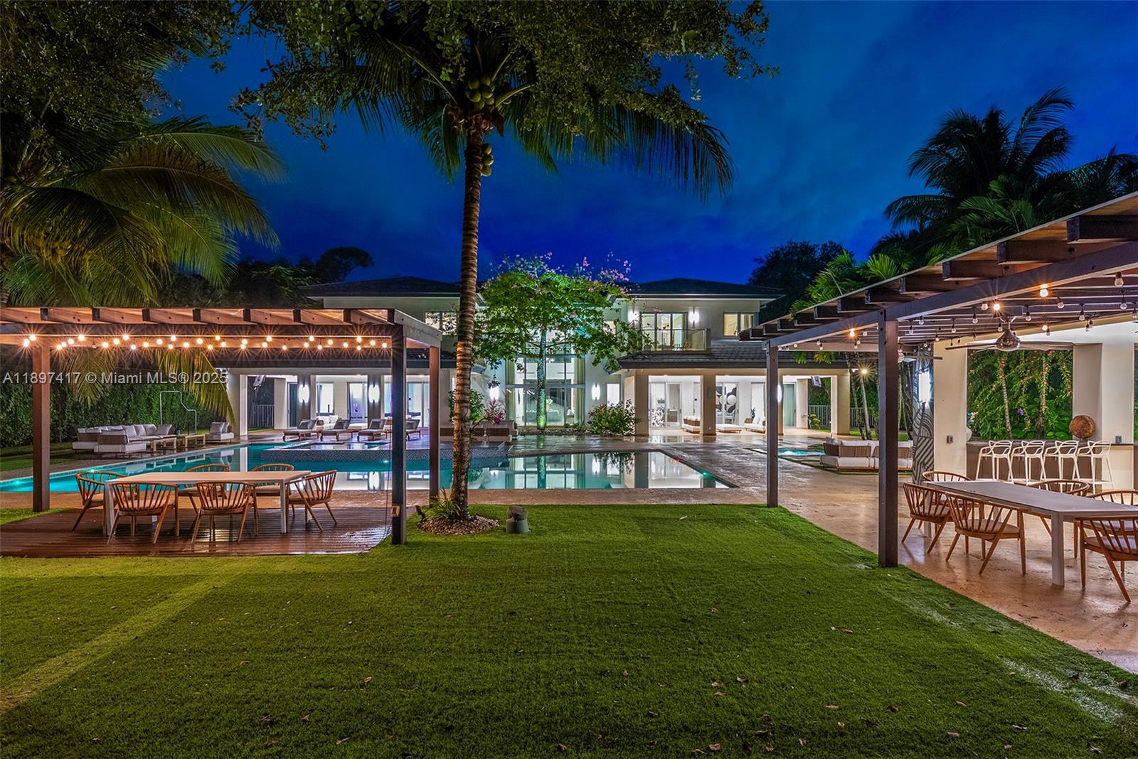 HELMS COUNTRY ESTATES RE- - Residential