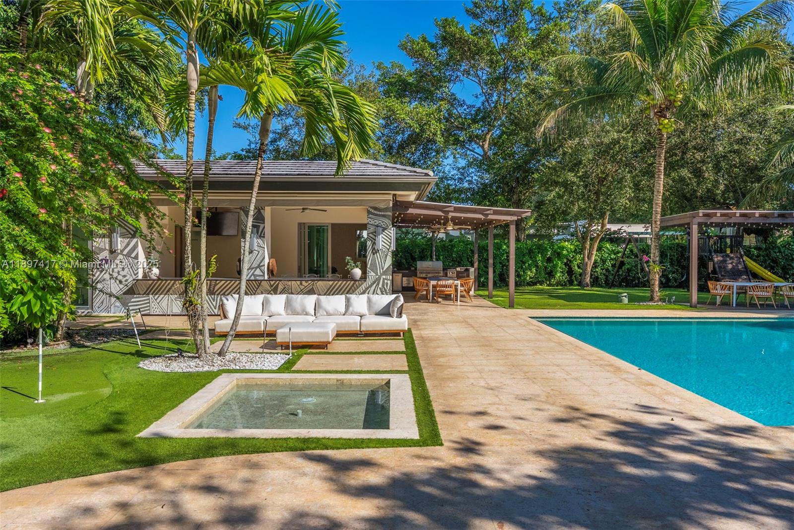 HELMS COUNTRY ESTATES RE- - Residential