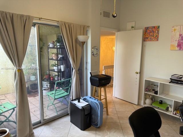 LAFAYETTE CONDO - Residential