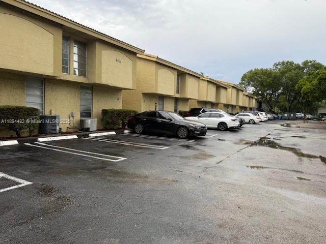 LAFAYETTE CONDO - Residential