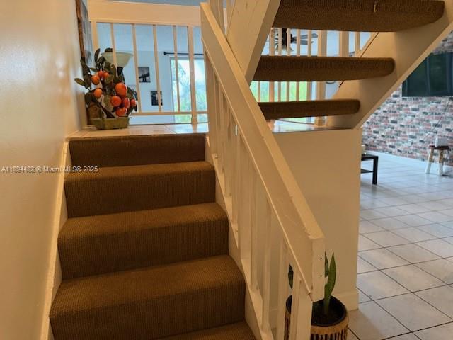 LAFAYETTE CONDO - Residential