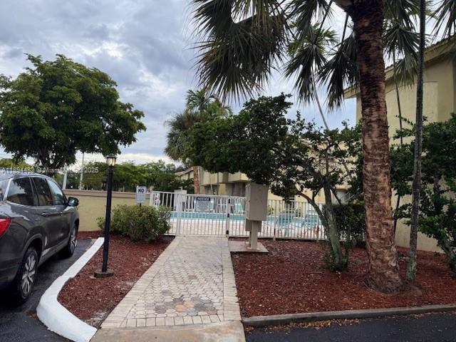 LAFAYETTE CONDO - Residential