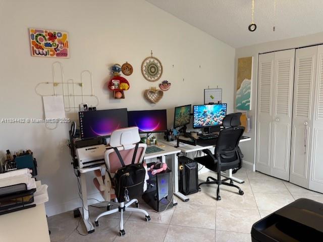 LAFAYETTE CONDO - Residential
