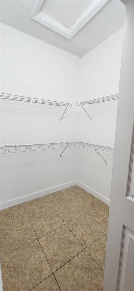 LAKES BY THE BAY GEE - Residential