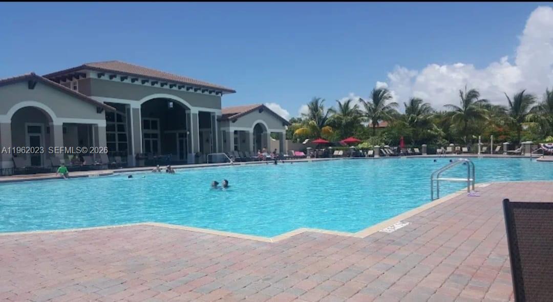 LAKES BY THE BAY GEE - Residential