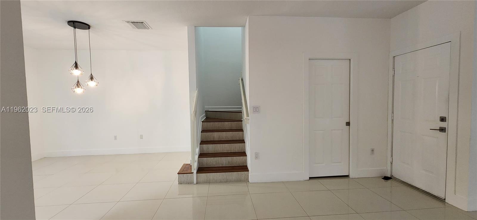 LAKES BY THE BAY GEE - Residential