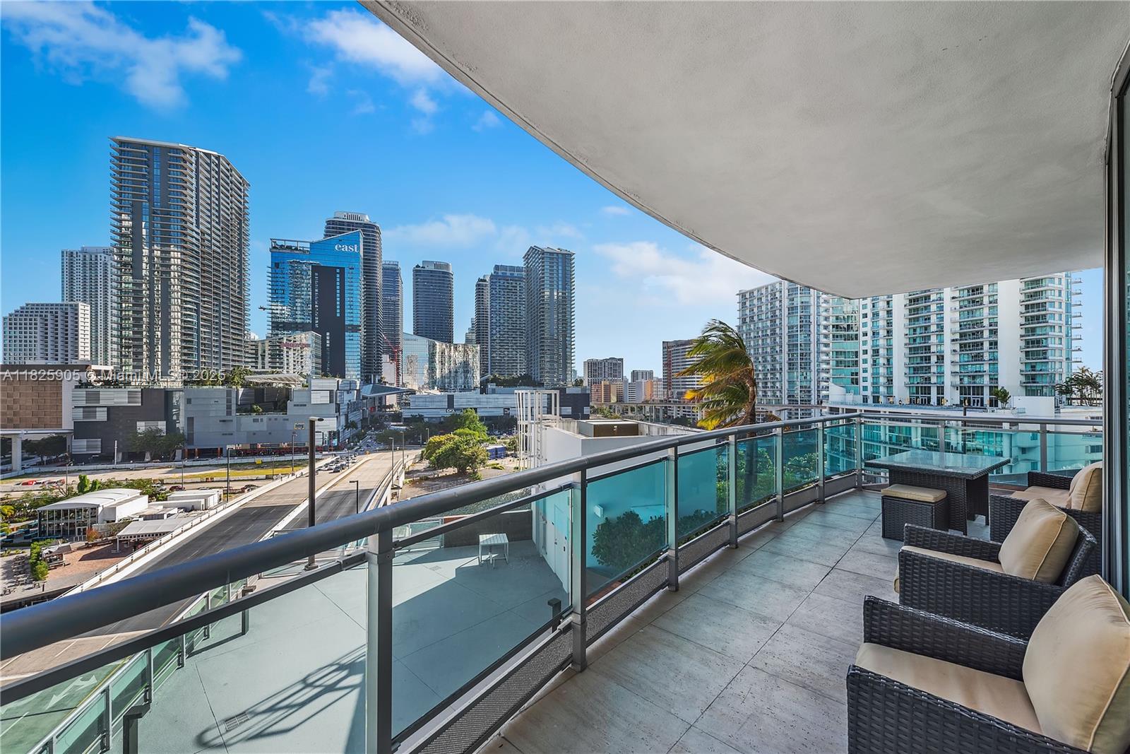 350 S Miami Ave 1102