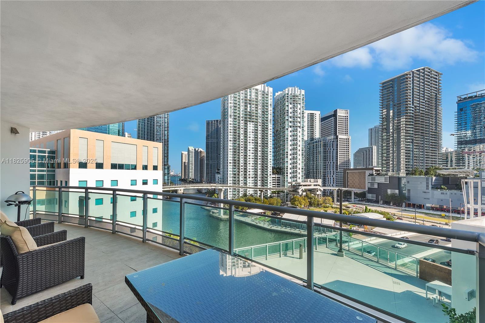 350 S Miami Ave 1102
